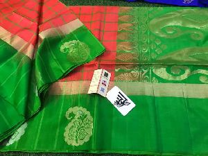 Gadwal soft silk sarees with pallu color plain blouse