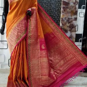 handwoven gadwal DUPION SILK sarees with contrast pallu and blouse