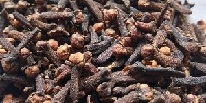 Indian Dry Clove