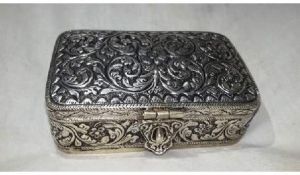 metal jewellery box