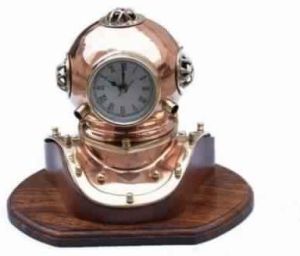 Diving Helmet Desktop Clock