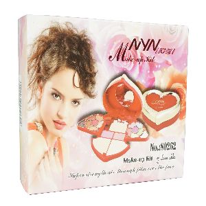 Nyn Noyin Make-up Kit