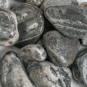 Black(unpolished pebbles)