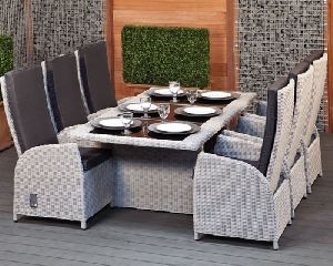 OUTDOOR RATTAN DINING SET