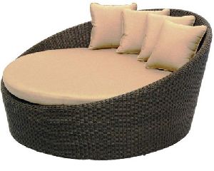 WICKER DAYBED
