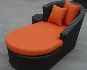WICKER PATIO CHAISE LOUNGER