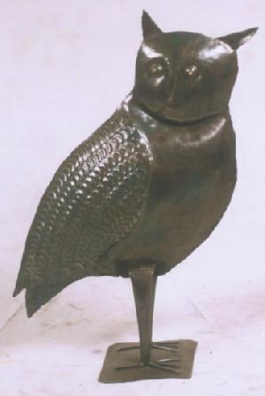 BIG OWL STATUE