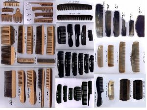 OX HORN CRAFTED NATURAL COMB