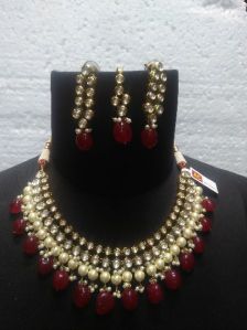 ac kundan neckless set