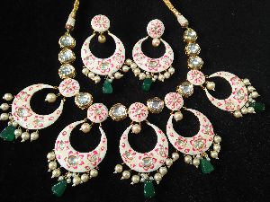 kundan meenakari neckless