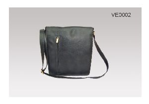 VEGETABLE TANNED LEATHER BAG