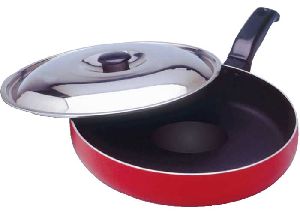 fry pan with lid