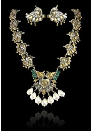 Amrapali contemporary long necklace