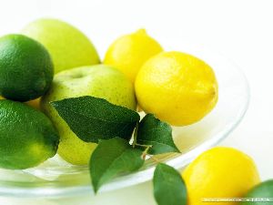 Fresh Organic Yellow & Green Lemon