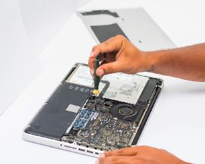 MacBook Air Repairing Services