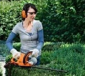 Electric hedge trimmers