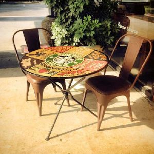 VINTAGE FOLDING TABLE WITH CHAIRS
