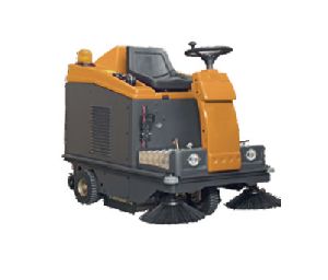 Ride on Sweeper Machine