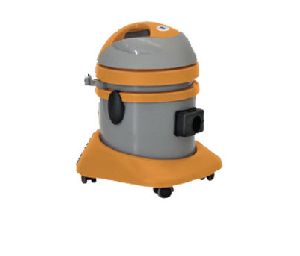 WET AND DRY VACUUM MACHINES