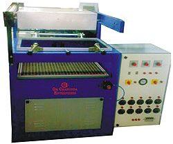 Semi Automatic Vacuum Forming Machine