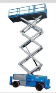 Self Propelled Diesel Engine Scissor Lift