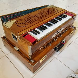 Harmonium 02