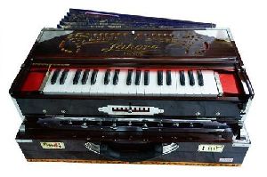 Harmonium 04