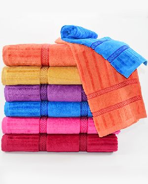 Gavik Solid Bath Towel