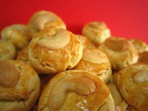 Cashew Cookies