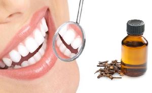 Teeth cleaning oil