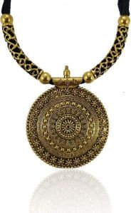 Golden Round Necklace