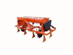 BT Cotton Planter