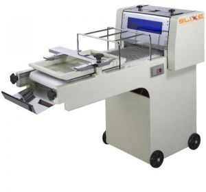 Semi Automatic Dough Moulder