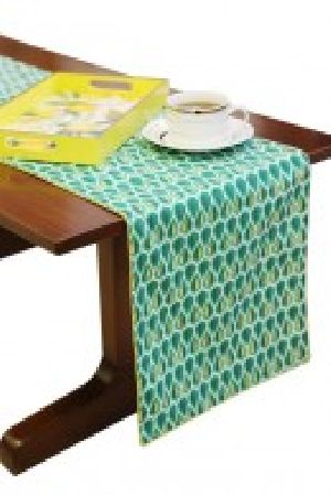 Glory Table Runner