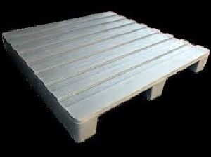 TWO WAY CORRUGATED TOP PLASTIC PALLET