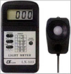 LUX METER U V METER