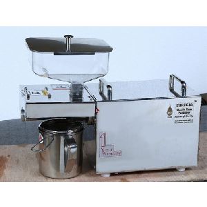 Walnut Oil Extraction Machine