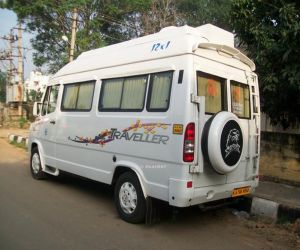 9 Seater Tempo Traveller Rental