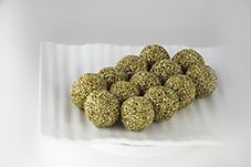 Sesame ladoos