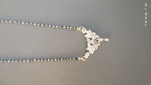 American Diamond small pended with small chain