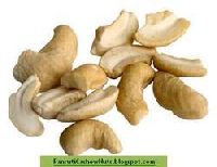Large Cashew Pieces (Nuts)