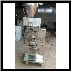 TWO LANE TOMATO KETCHUP PACKING MACHINE