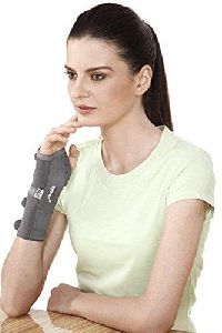 Tynor Elastic Wrist Splint