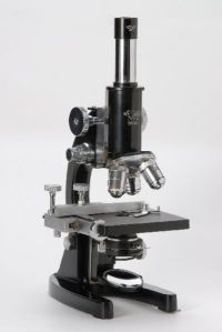 COMPOUND MICROSCOPE medical