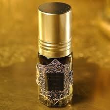 Dark Oud attar