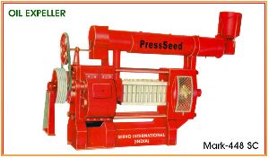 Oil Expeller Machine