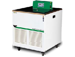 RECIRCULATORY CHILLER