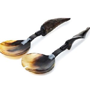 Buffalo Horn Salad Server