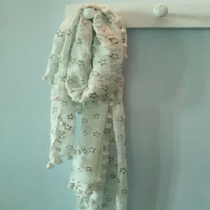 COTTON SCARVES WITH SOFT HAND FEEL