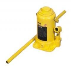 Stanley Eight Ton Capacity Hydraulic Bottle Jack